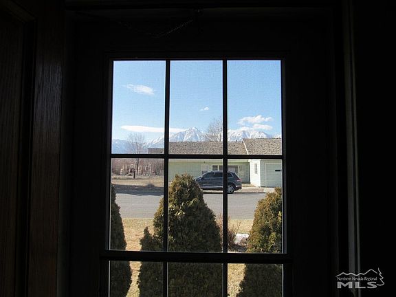 5th image of 1387 Meadow Ln