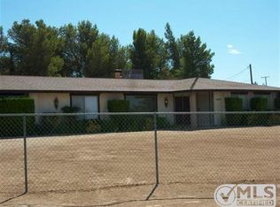 14835 Kinai Rd, Apple Valley, CA 92307