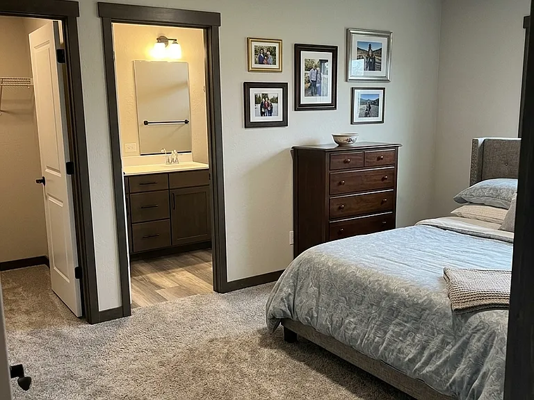 2-Story Duplex Primary Bedroom