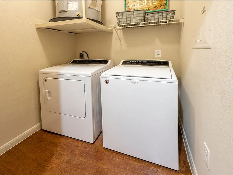 Midtown Laundry Room