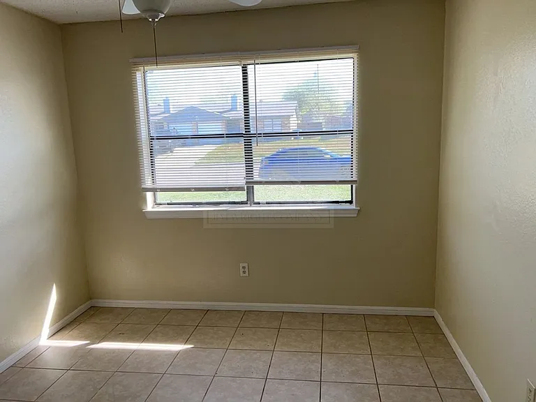 105 Jason Dr — Photo 14