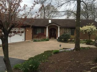 161 Bonham Rd, Cincinnati, OH 45215