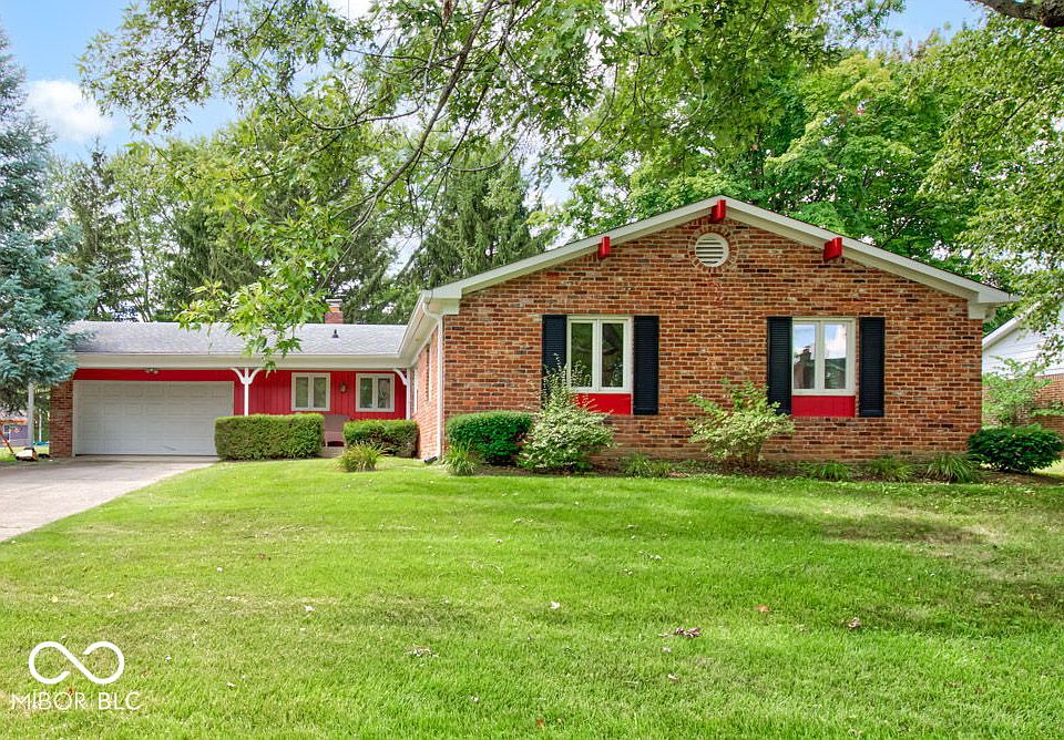 1st image of 738 Fernwood Ct