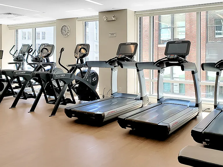 400 Stuart St #16K — Photo 29