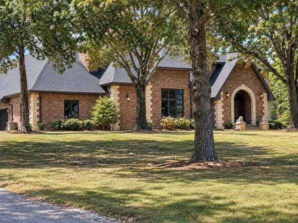 93 Reagan Hollow Road, Noel, MO 64854