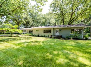 2736 Wildwood Ln, Stevensville, MI