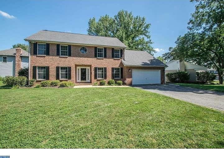 1st image of 116 Dickinson Ln