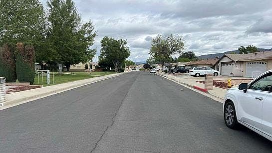 4th image of 2121 El Rancho Cir