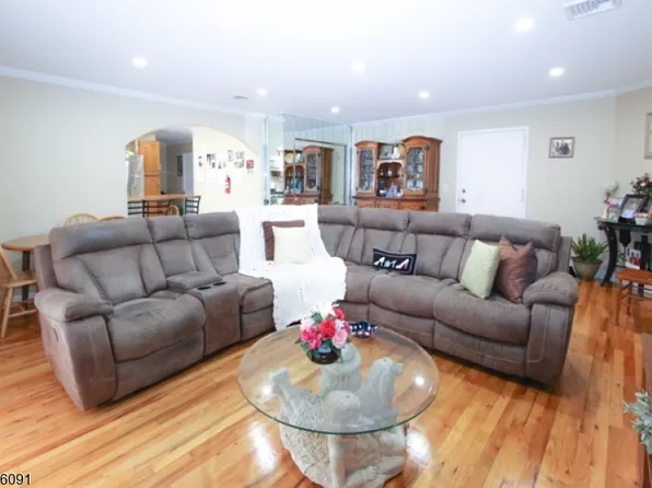 40-44 Rome St #3, Newark City, NJ 07105