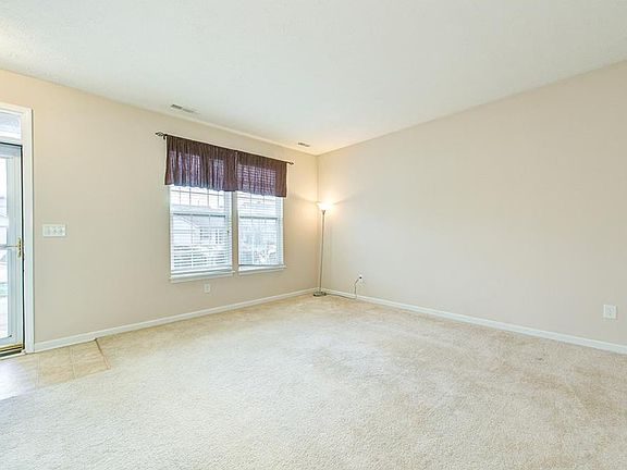 4th image of 1104 Central Park Blvd S