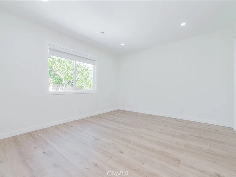 4534 Lennox Ave — Photo 13