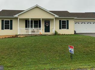 976 Duck Woods Rd, Martinsburg, WV 25403