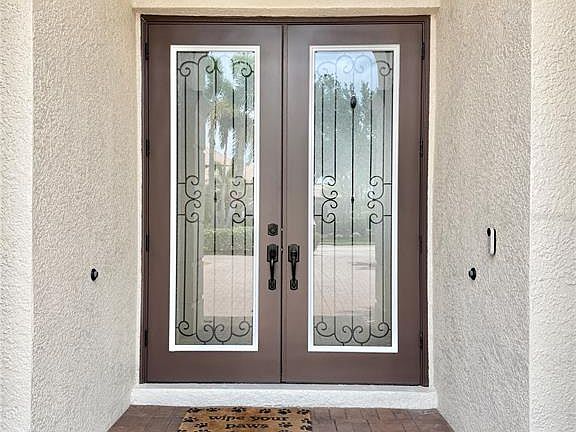 4th image of 6919 Dominion Ln