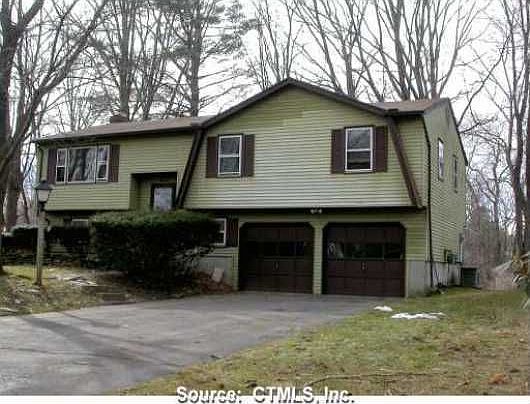 2nd image of 52 Linwood Dr