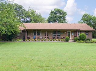 737 Sweetgum Ln, Van Buren, AR 72956