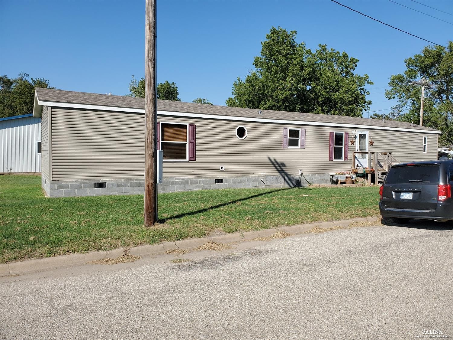 203 E 1st St, Kanopolis, KS 67454 Zillow