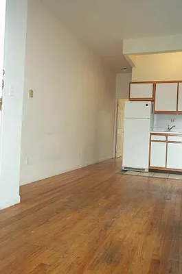 Rented by Tower Brokerage | media 10