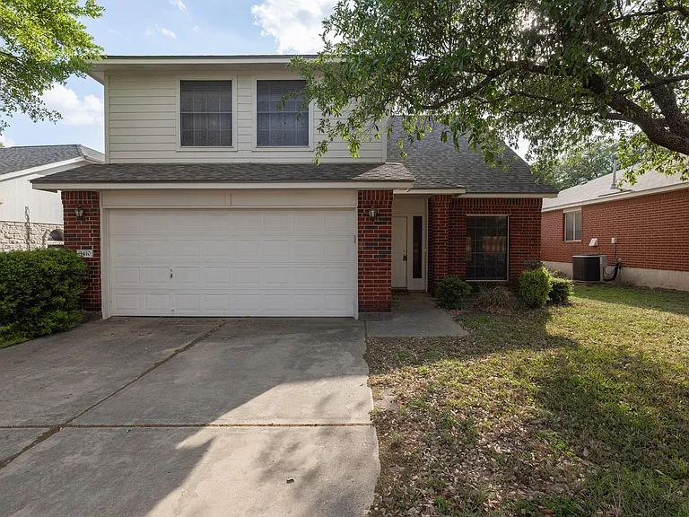 3410 Flowstone Ln — Photo 3