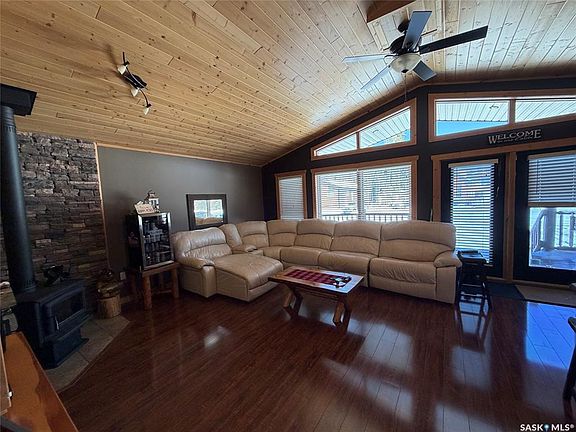 5th image of 106 Sullivan PLACE