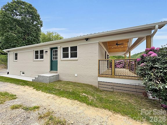 5th image of 3575 Dellwood Rd