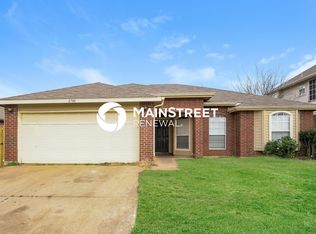 2700 Forest Creek Dr, Fort Worth, TX 76123