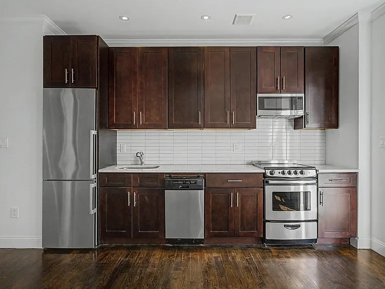329 Union St #1C — Photo 2