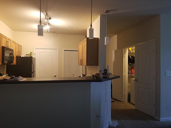 5th image of 680 Arbor Glen Cir
