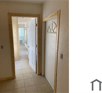 4 bed, 800 sqft, $3,930 — Photo 4