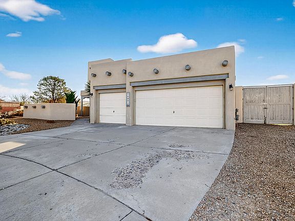 5th image of 10801 Chicobush Dr NW