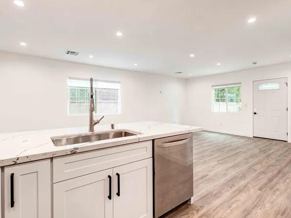 8805 Paso Robles Ave, Northridge, CA 91325