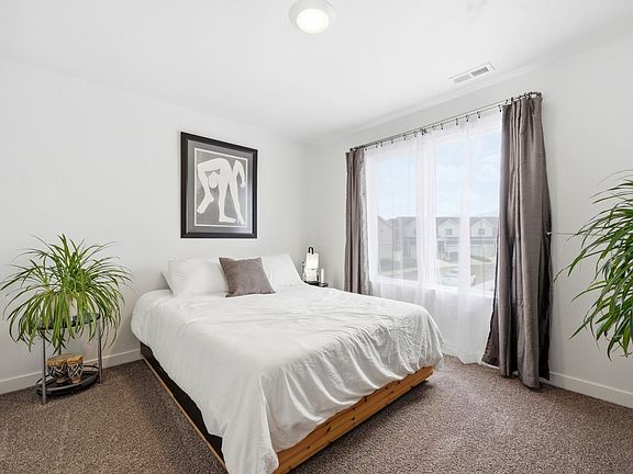 2nd image of 50 N Wayne Way