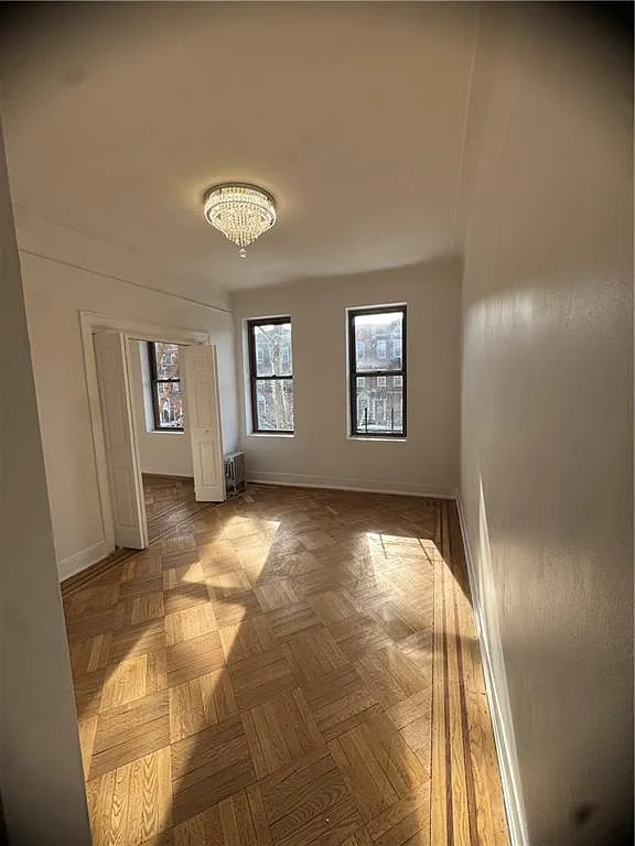 2 bed, 800 sqft, $2,500 — Photo 3