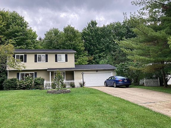 2nd image of 5845 Elm Hill Dr
