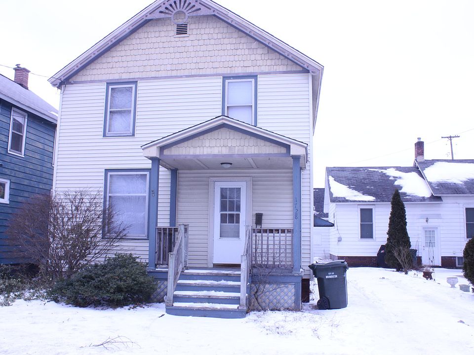 1st image of 1728 Sanford St