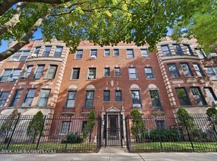 6807 S Paxton Ave #1, Chicago, IL 60649