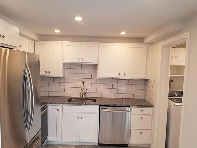 3 Ba Dr #F3 — Photo 2