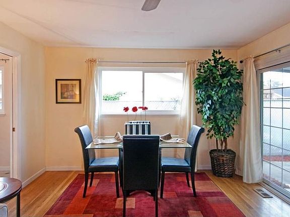 5th image of 4156 Ross Ave