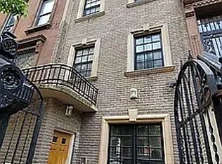352 W 123rd St, New York, NY 10027
