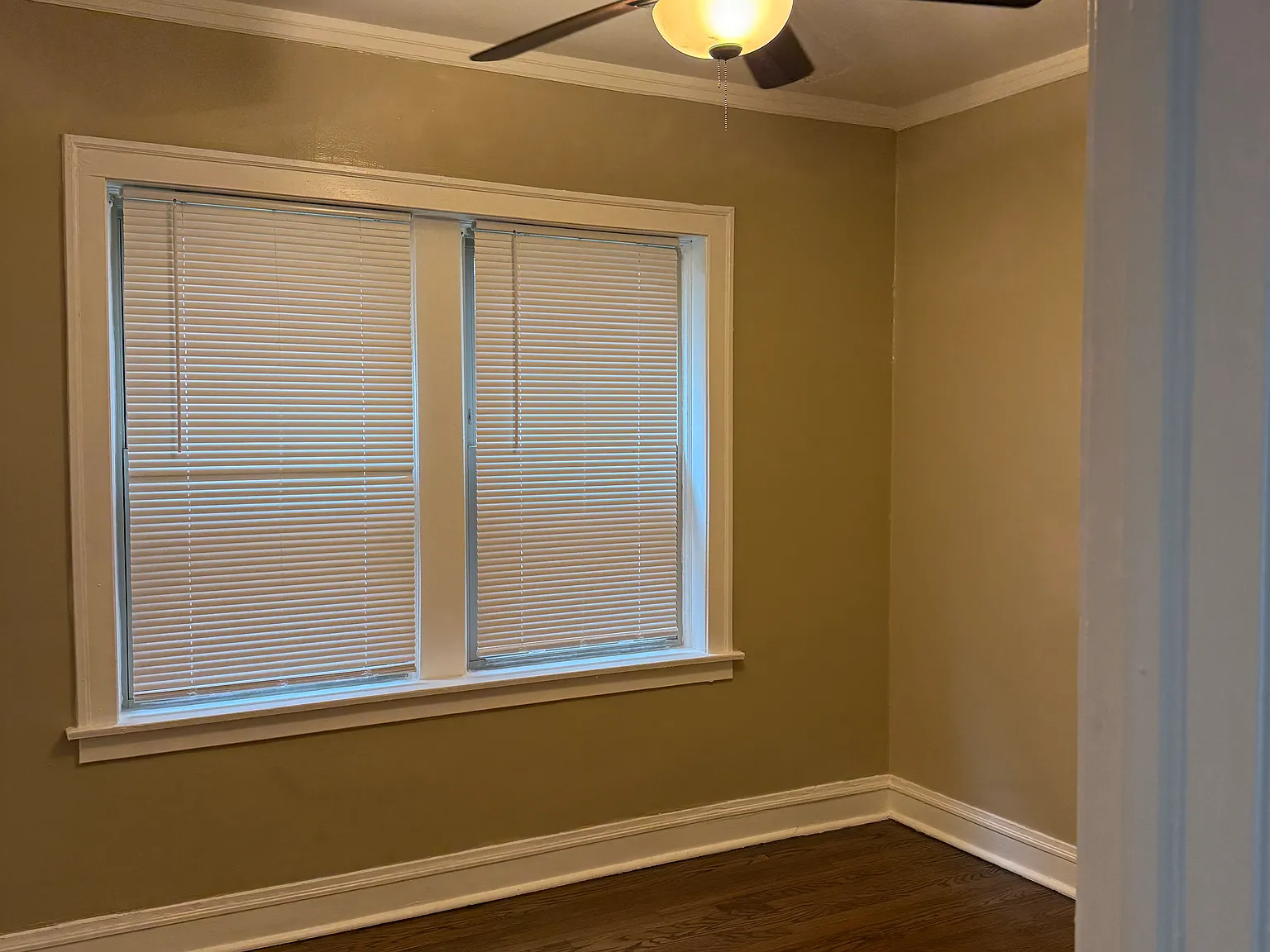 2 bed, 850 sqft, $1,350 — Photo 3