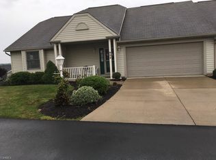 933 Amundsen Dr, Canal Fulton, OH 44614