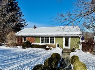 6 Courtland Rd, Vernon, NJ 07462