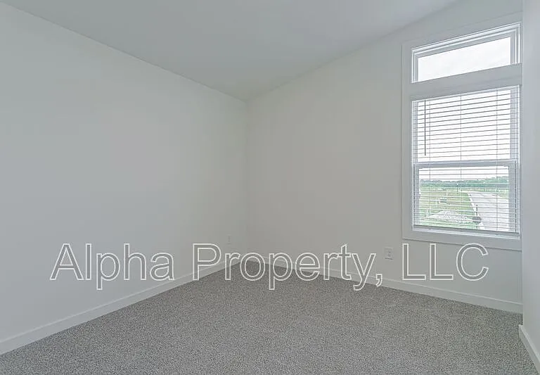 1451 Darrowby Way — Photo 18
