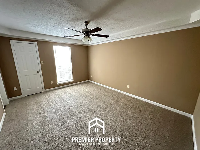 4173 Oak Wind Dr — Photo 10