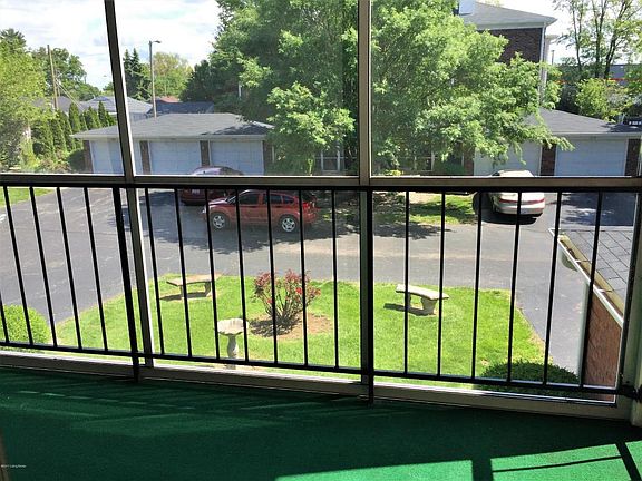 4th image of 1405 Donard Park Ave