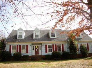 3687 Labrador Ln, Suffolk, VA 23434