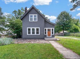 208 N D St, Indianola, IA 50125