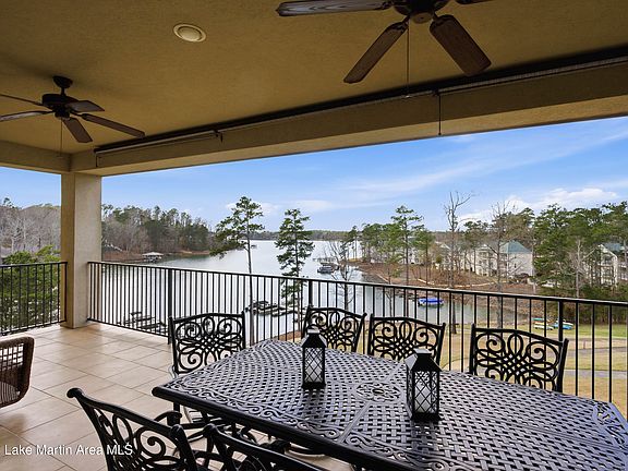 2nd image of 44 Stoneview Summit Ct
