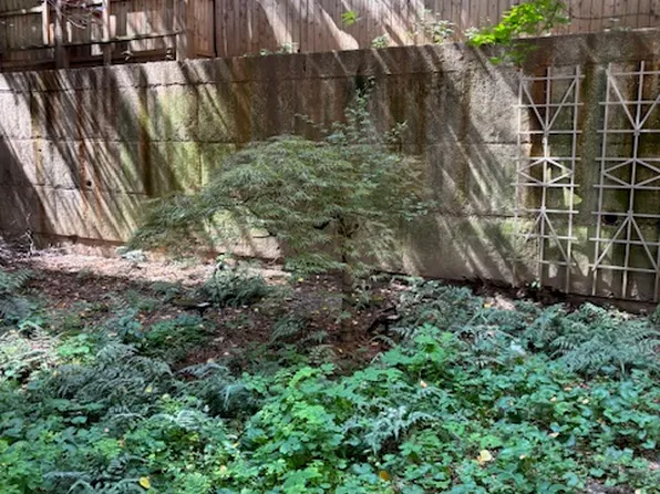 130 Hicks Street image 10 of 11