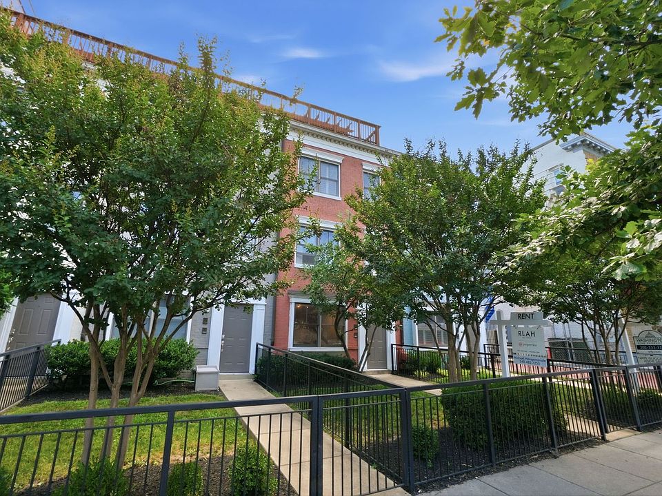 1st image of 1413 11th St NW APT A
