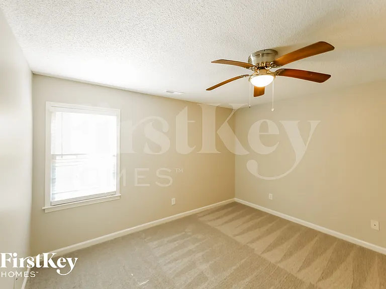 135 Grande View Ln — Photo 11